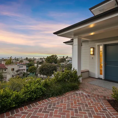 Cabrillo Villa - Massive 7Br La Jolla Estate